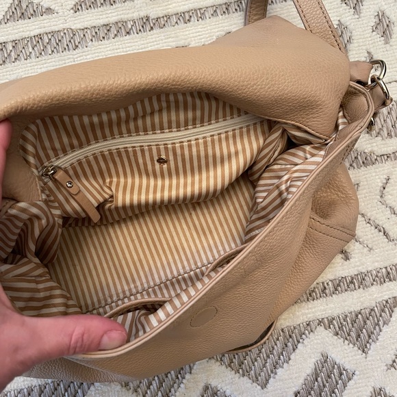 Kate Spade New York Cobble Hill Minka Leather Purse- Tan - Picture 5 of 9